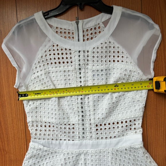 Sam Edelman Women's Embroidered Short white dress size 6 - Picture 11 of 14